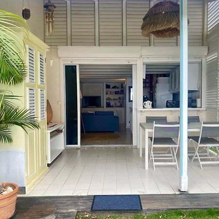 Bungalow Anolis Face A La Mer A 2 Min De La Plage. Terre-De-Haut Exterior photo